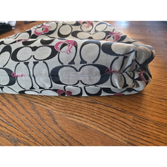 Coach Poppy Signature Hearts Gray Black Canvas Large Tote Bag/ Shoulder Bag - Picture 10 of 12